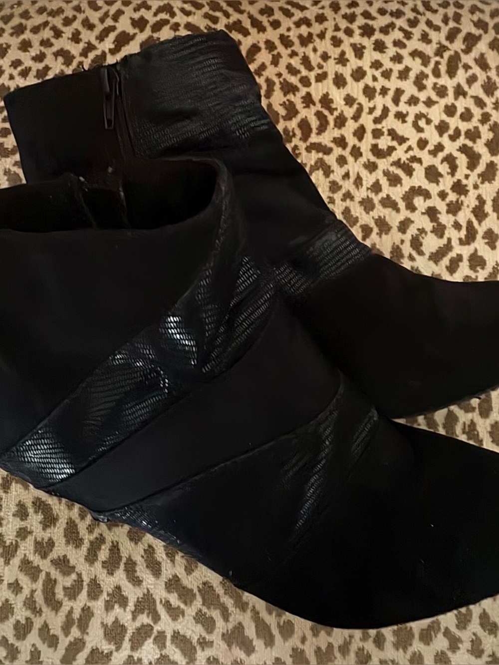 Karen Scott Black Ankle Boots suede with Textured Wrap Detail size 11